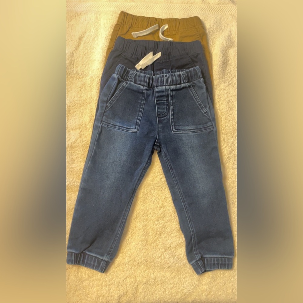 3 pairs of Cat & Jack Pants